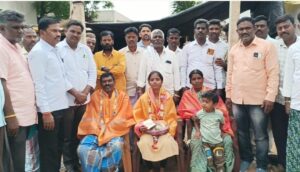 ಕಡುಬಡತನವನ್ನು ಮೆಟ್ಟಿನಿಂತ ದಲಿತ ವಿದ್ಯಾರ್ಥಿನಿ ದುರ್ಗುಗಮ್ಮಉತ್ತಂಗಿ